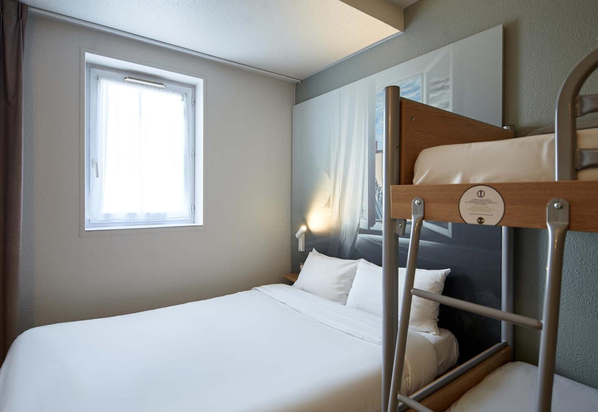 B&B Hotel Maurepas Exteriér fotografie